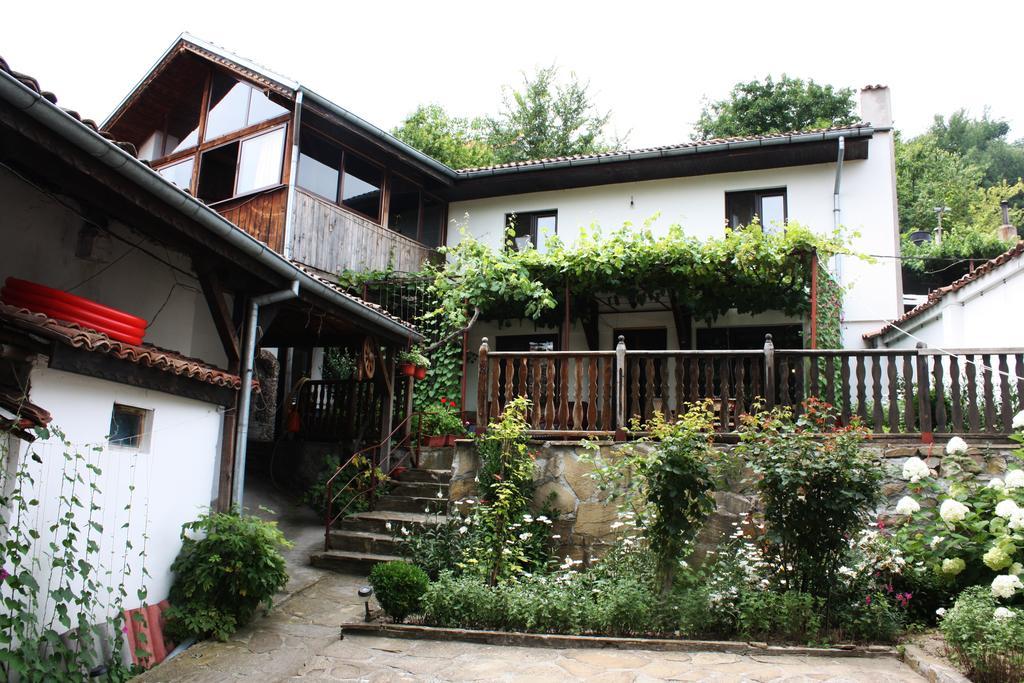Hikers Hostel Veliko Tărnovo Exterior foto